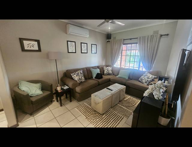 3 BEDROOM HOUSE FOR SALE IN GRANTHAM PARK